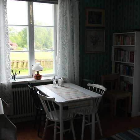 Mora Vandrarhem Och Gaesthem Vinäs Екстериор снимка
