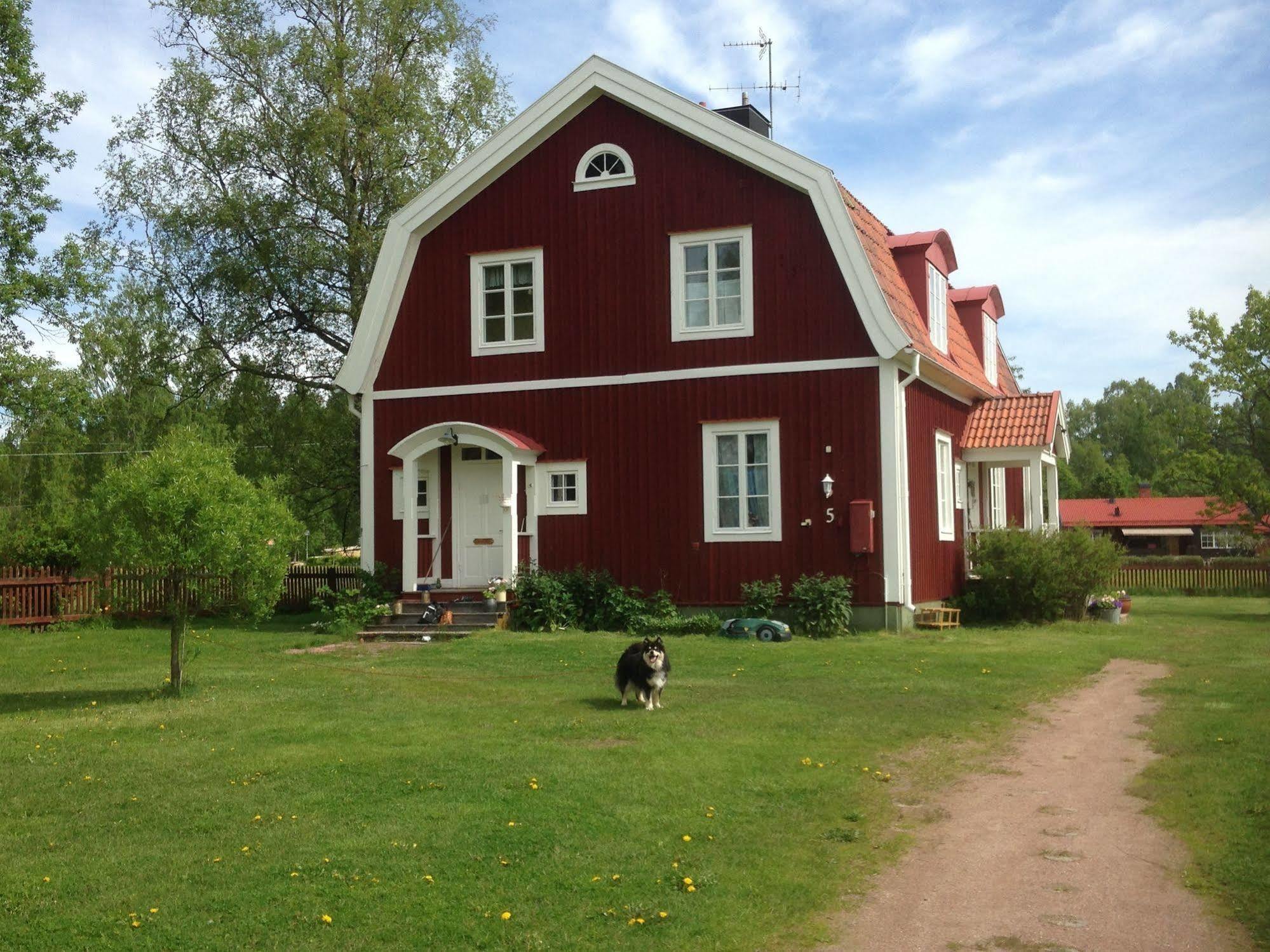 Mora Vandrarhem Och Gaesthem Vinäs Екстериор снимка