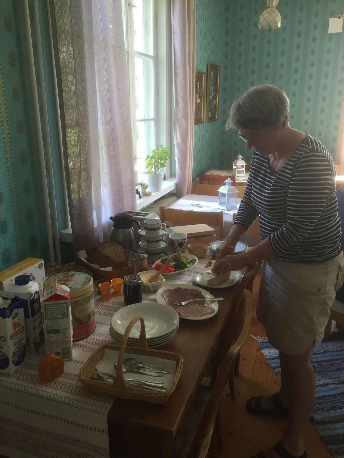 Mora Vandrarhem Och Gaesthem Vinäs Екстериор снимка